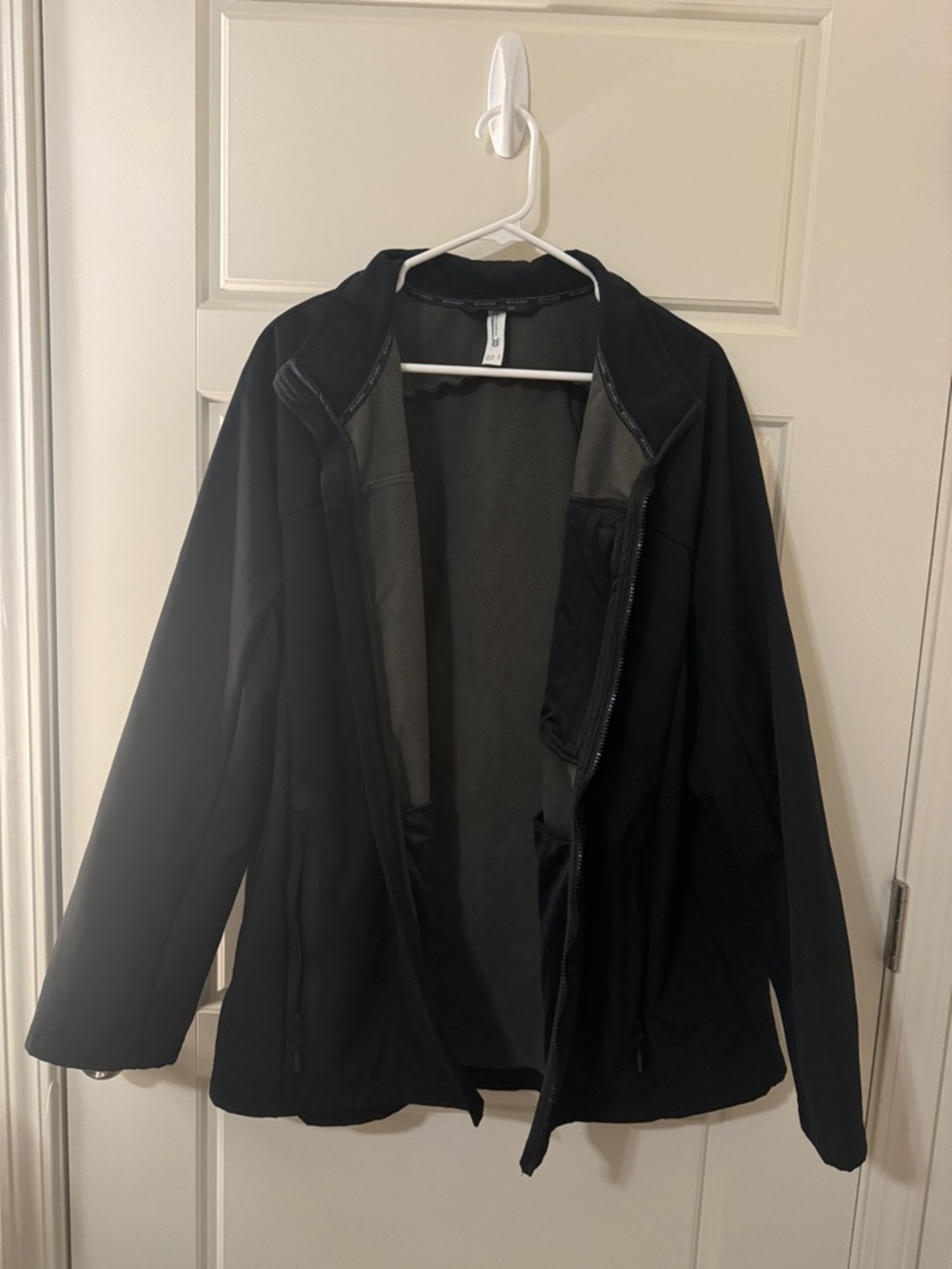 All in Motion Jacket - Picture 2 of 6